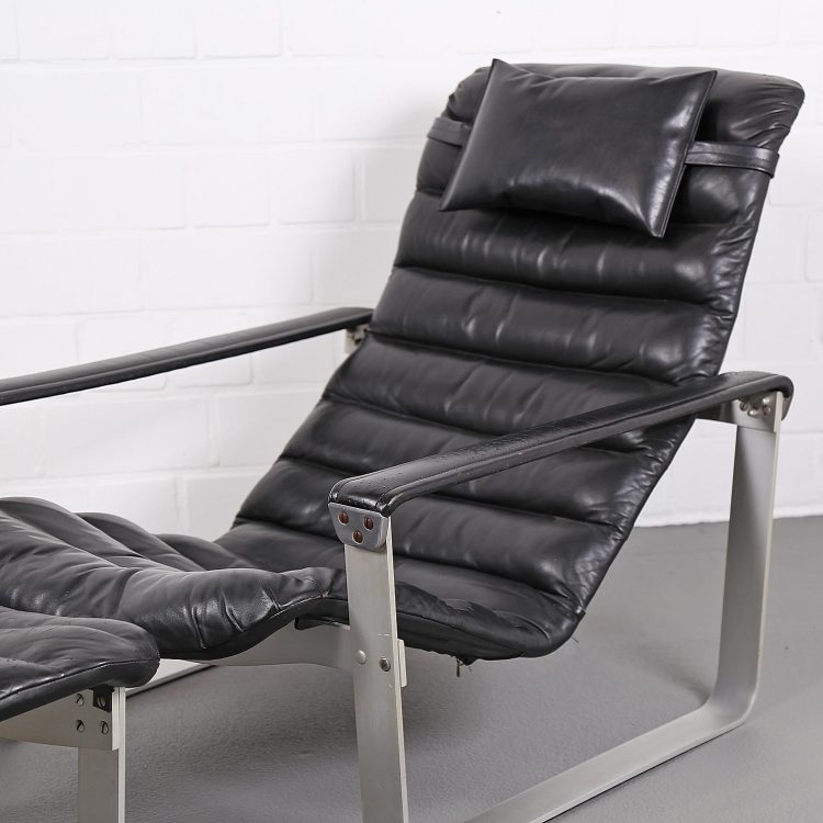 Ilmari Lappalainen Pulkka Asko Lounge Chair and Ottoman 2