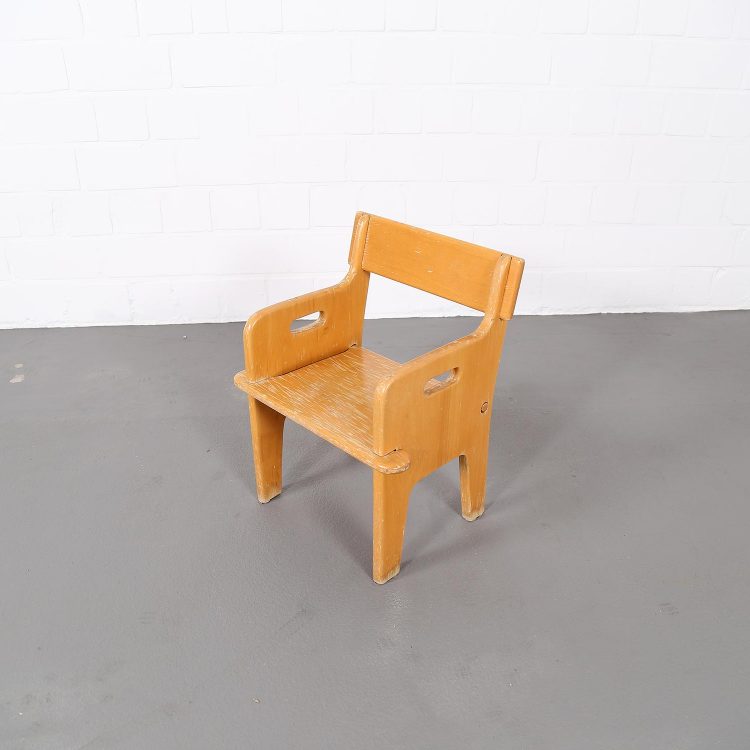 Set of two Peter's Chairs and Peter's Table Kinderstuhl Hans J. Wegner for Getema