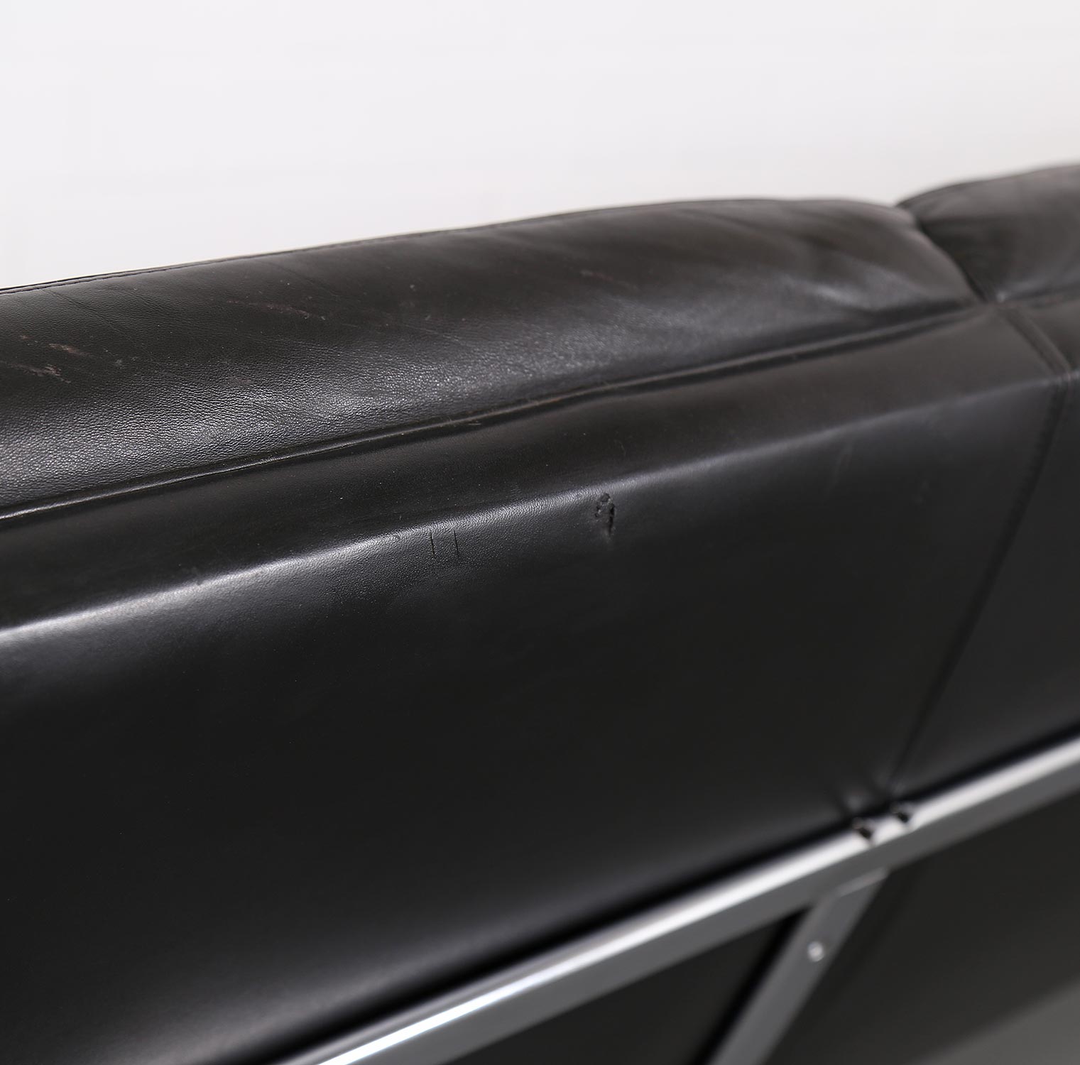 Kill International Horst Brüning Ledersofa selten Leather Sofa Couch auf Metallrahmen Vintage Designklassiker gebraucht kaufen