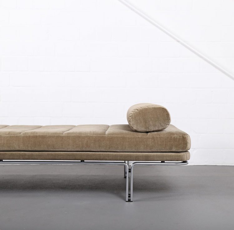 Horst Brüning Daybed Liege Tagesbett für Kill International Vintage gebraucht Designklassiker Sofa Minimalistisch Bauhaus