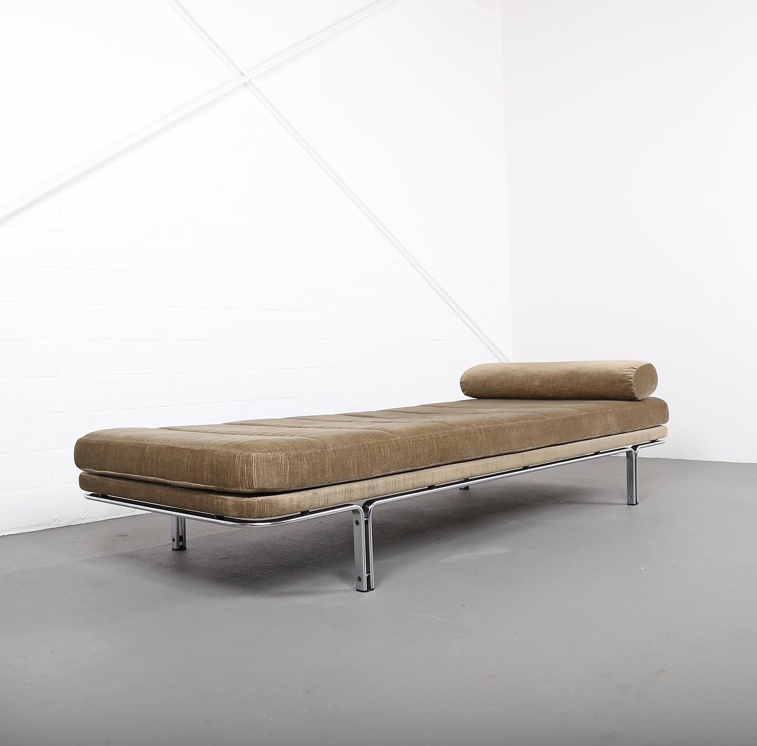 Horst Brüning Daybed Liege Tagesbett für Kill International Vintage gebraucht Designklassiker Sofa Minimalistisch Bauhaus