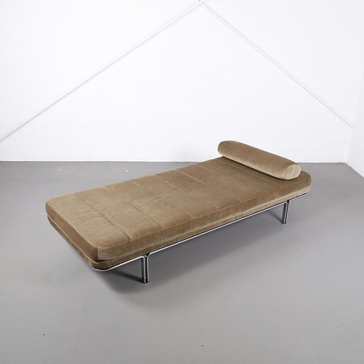 Daybed Modell 6915 Horst Brüning for Kill International