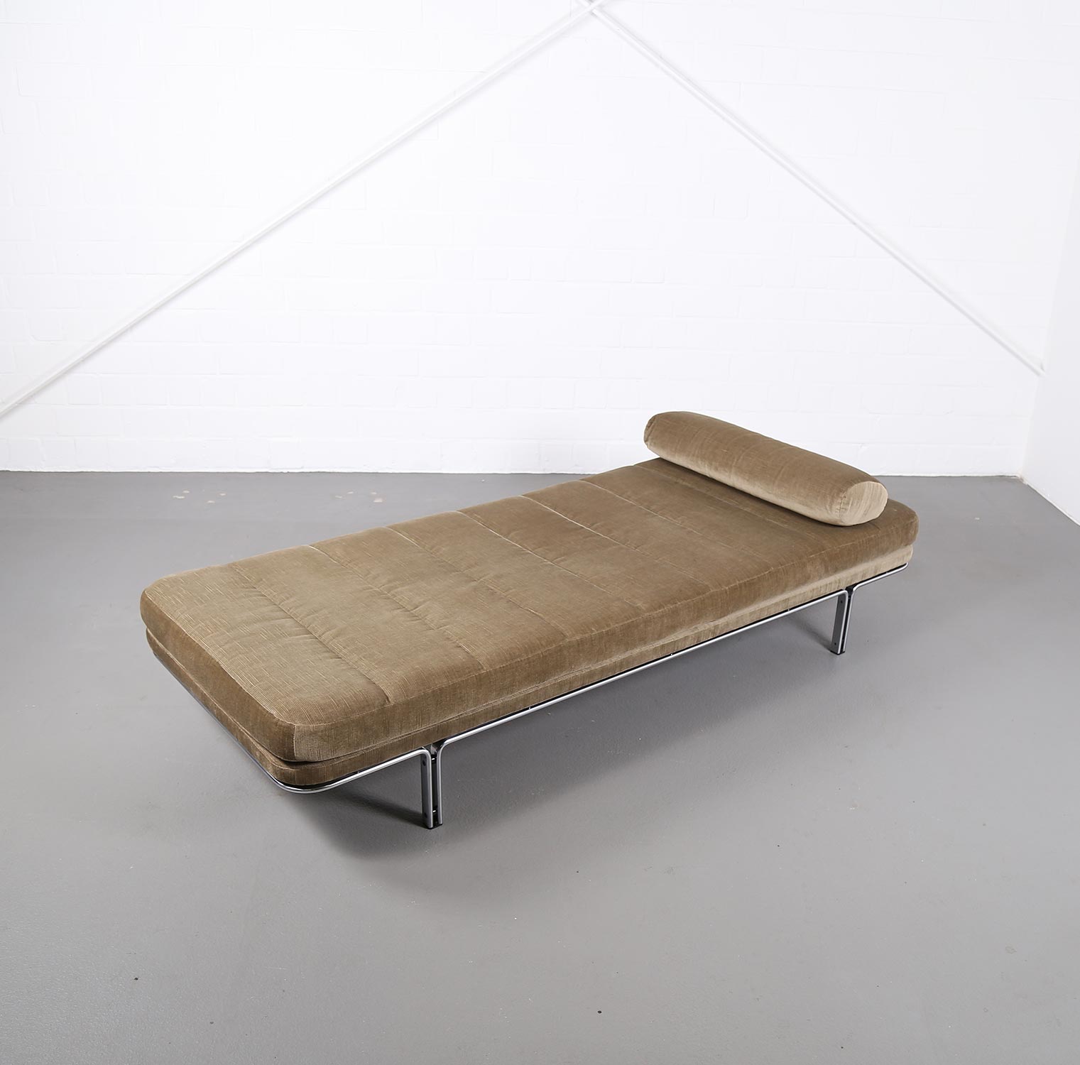Horst Brüning Daybed Liege Tagesbett für Kill International Vintage gebraucht Designklassiker Sofa Minimalistisch Bauhaus