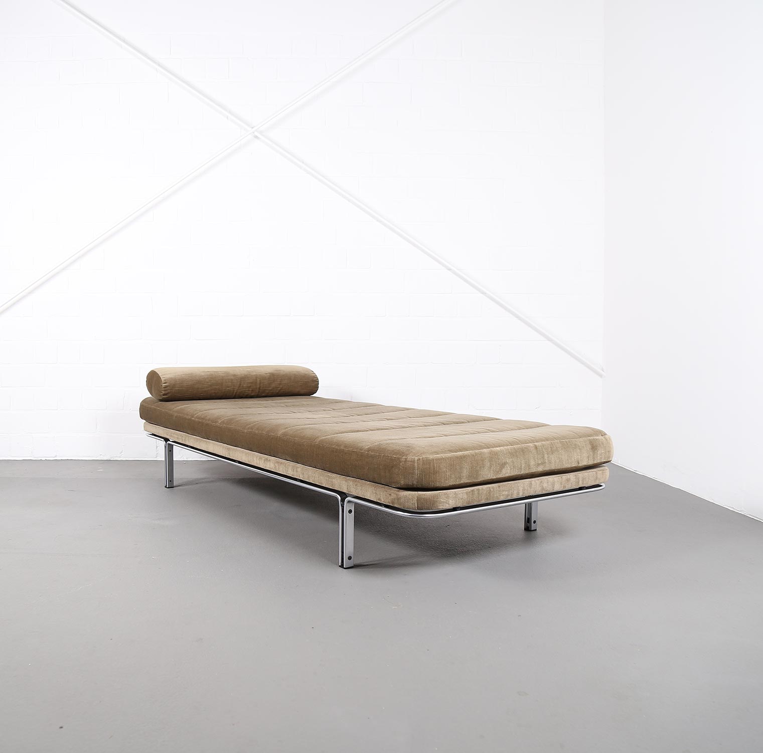 Horst Brüning Daybed Liege Tagesbett für Kill International Vintage gebraucht Designklassiker Sofa Minimalistisch Bauhaus