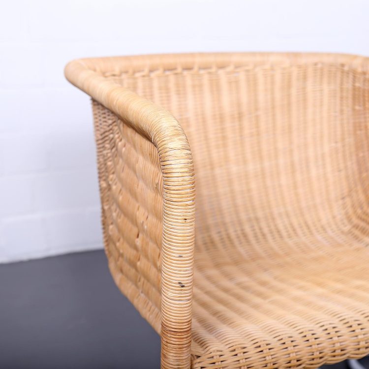 Bauhaus Chairs D43 Stahlrohr Freischwinger by Tecta Tubular Steel and Wicker