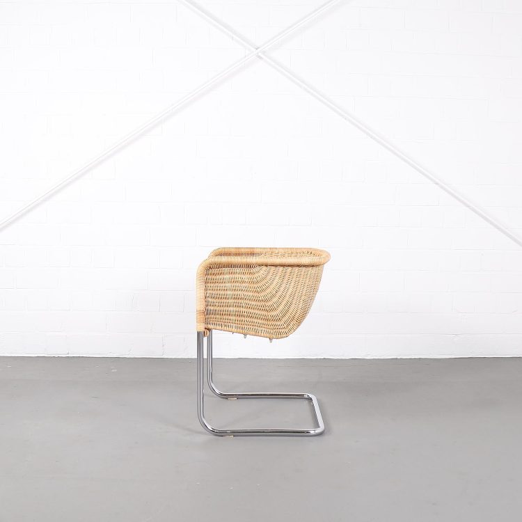 Bauhaus Chairs D43 Stahlrohr Freischwinger by Tecta Tubular Steel and Wicker