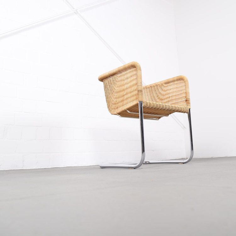 Bauhaus Chairs D43 Stahlrohr Freischwinger by Tecta Tubular Steel and Wicker
