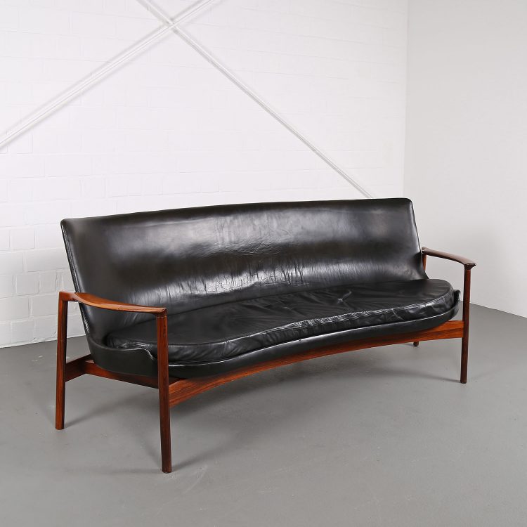Rare Leather Sofa Ib Kofod-Larsen for Larsen & Christensen (attr.)