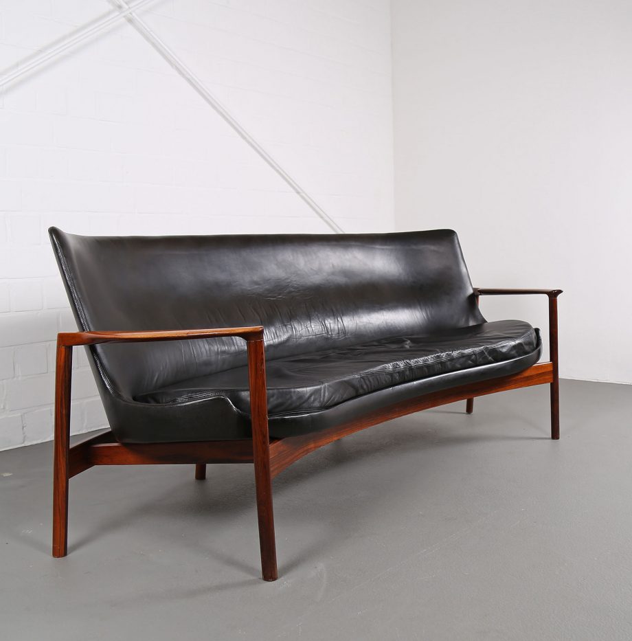 Ib_Kofod Larsen_Christensen_Larsen_Leather_Sofa_Rosewood_Ledersofa_Palisander_Danish_Design_50s_50er_Designklassiker_gebraucht_05 920x933