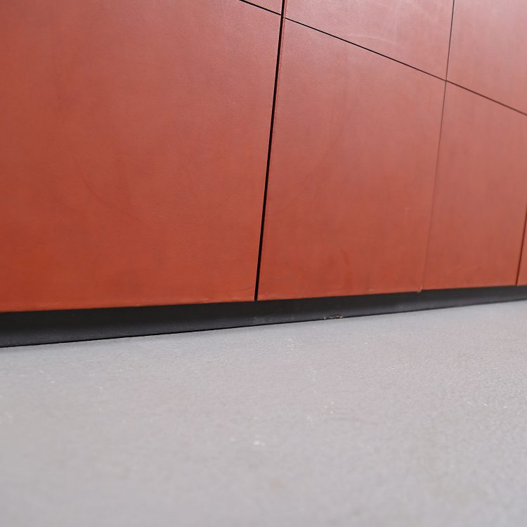 Leder-Sideboard Leather Credenza C.E.O. Cube Lella & Massimo Vignelli for Poltrona Frau