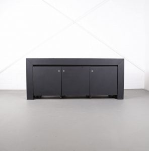 lella und massimo vignelli schwarzes black leder-sideboard leather credenza ceo poltrona frau designed in italy