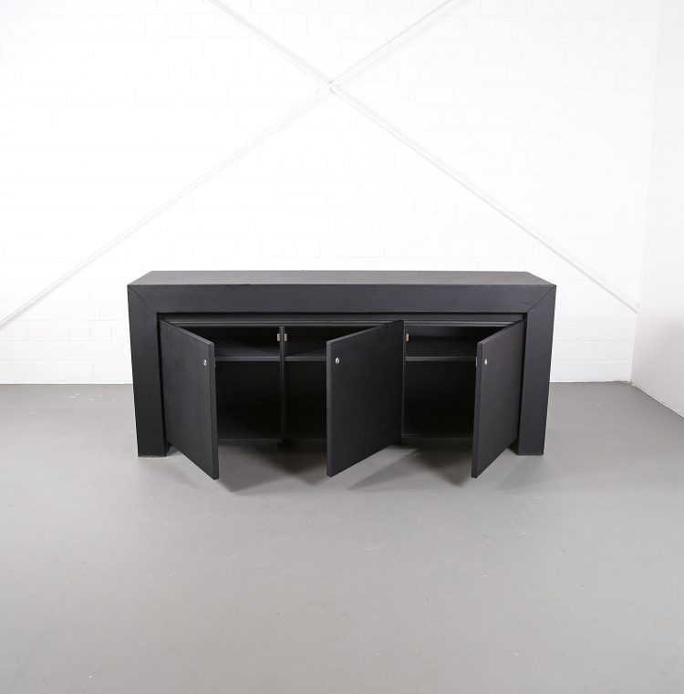 lella und massimo vignelli schwarzes black leder-sideboard leather credenza ceo poltrona frau designed in italy
