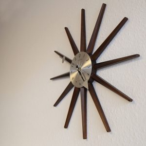 George Nelson Style Starburst Wall Clock Wanduhr Vitra Eames Herman Miller Designklassiker 60er 60s