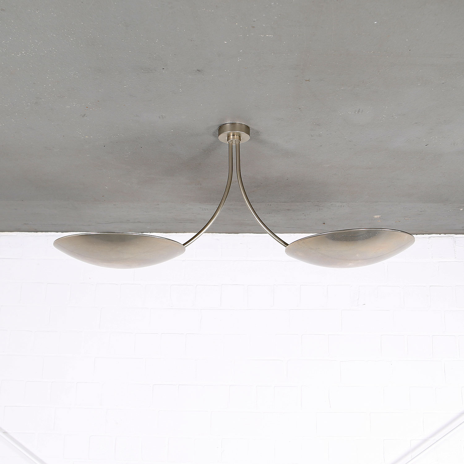 Deckenleuchte Florian Schulz Design Duan Modern Kaiser Idell Doppelarm Messing silber