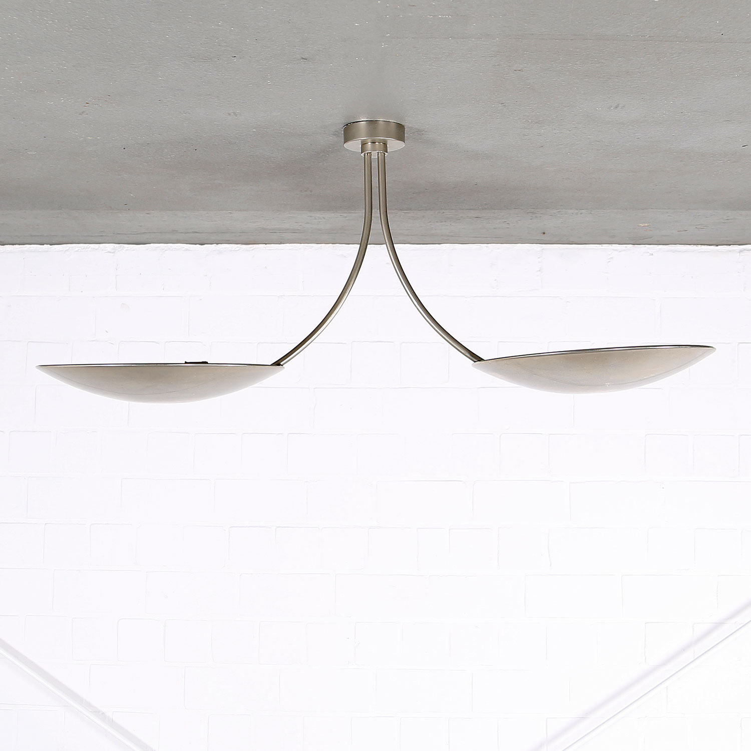 Deckenleuchte Florian Schulz Design Duan Modern Kaiser Idell Doppelarm Messing silber
