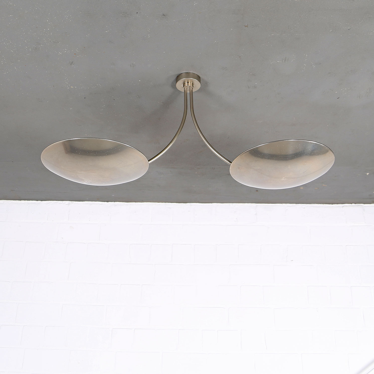 Deckenleuchte Florian Schulz Design Duan Modern Kaiser Idell Doppelarm Messing silber