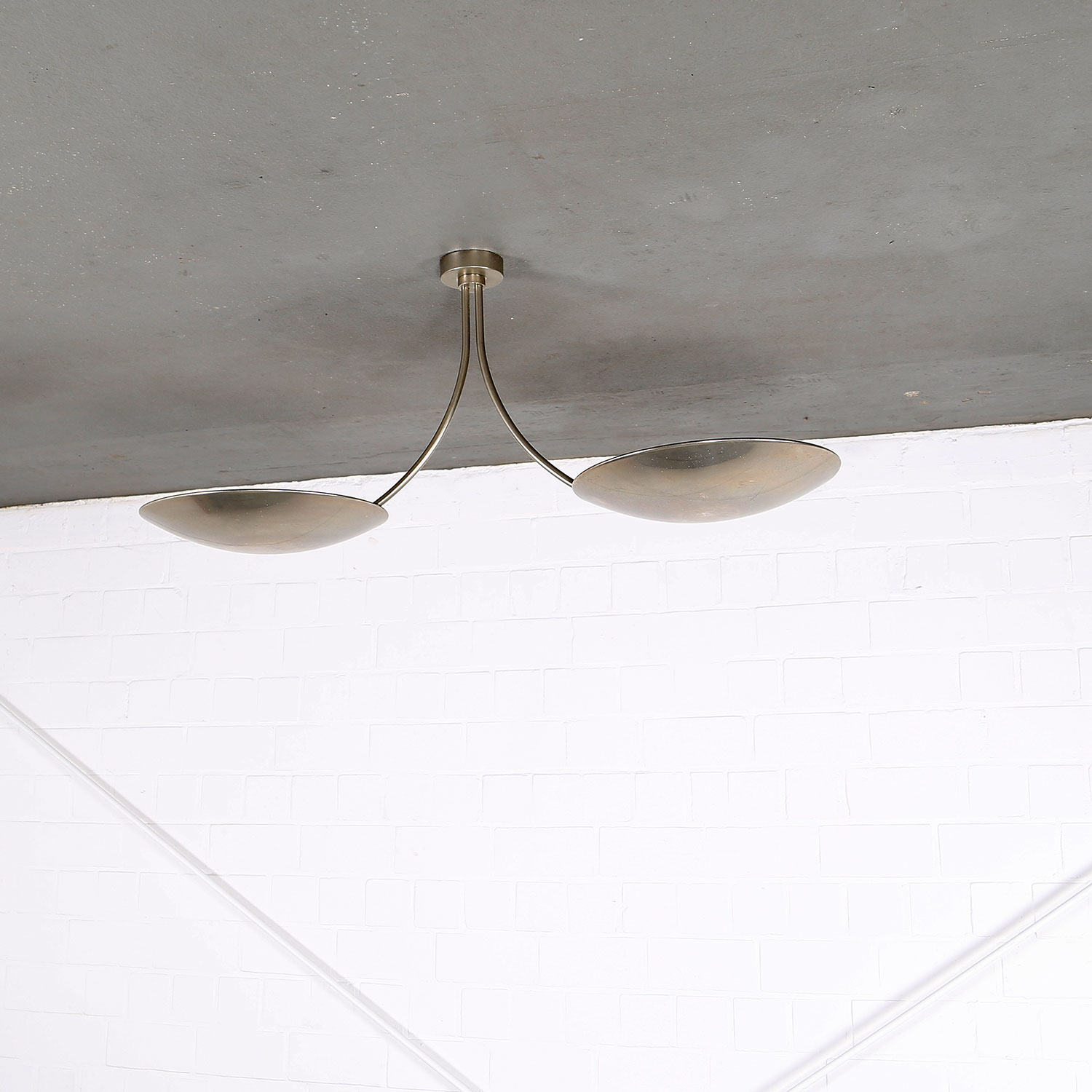 Deckenleuchte Florian Schulz Design Duan Modern Kaiser Idell Doppelarm Messing silber