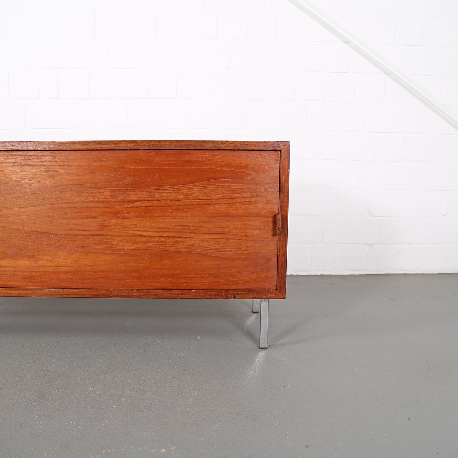 Floating Sideboard Wall Mounted Credenza Helmut Magg Deutsche Werkstätten 50s Design Teak Knoll Florence Leather Dorr Handles