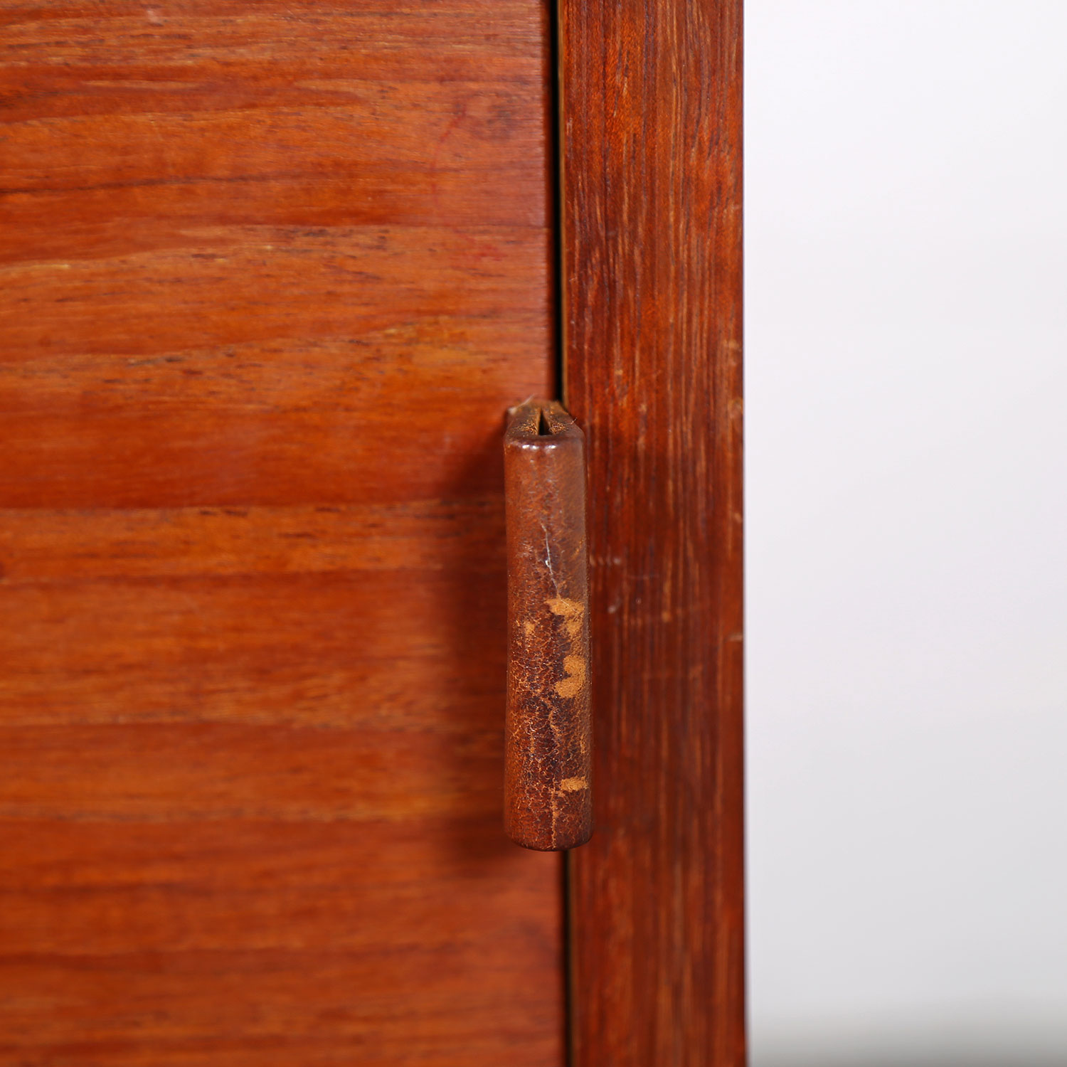 Floating Sideboard Wall Mounted Credenza Helmut Magg Deutsche Werkstätten 50s Design Teak Knoll Florence Leather Dorr Handles