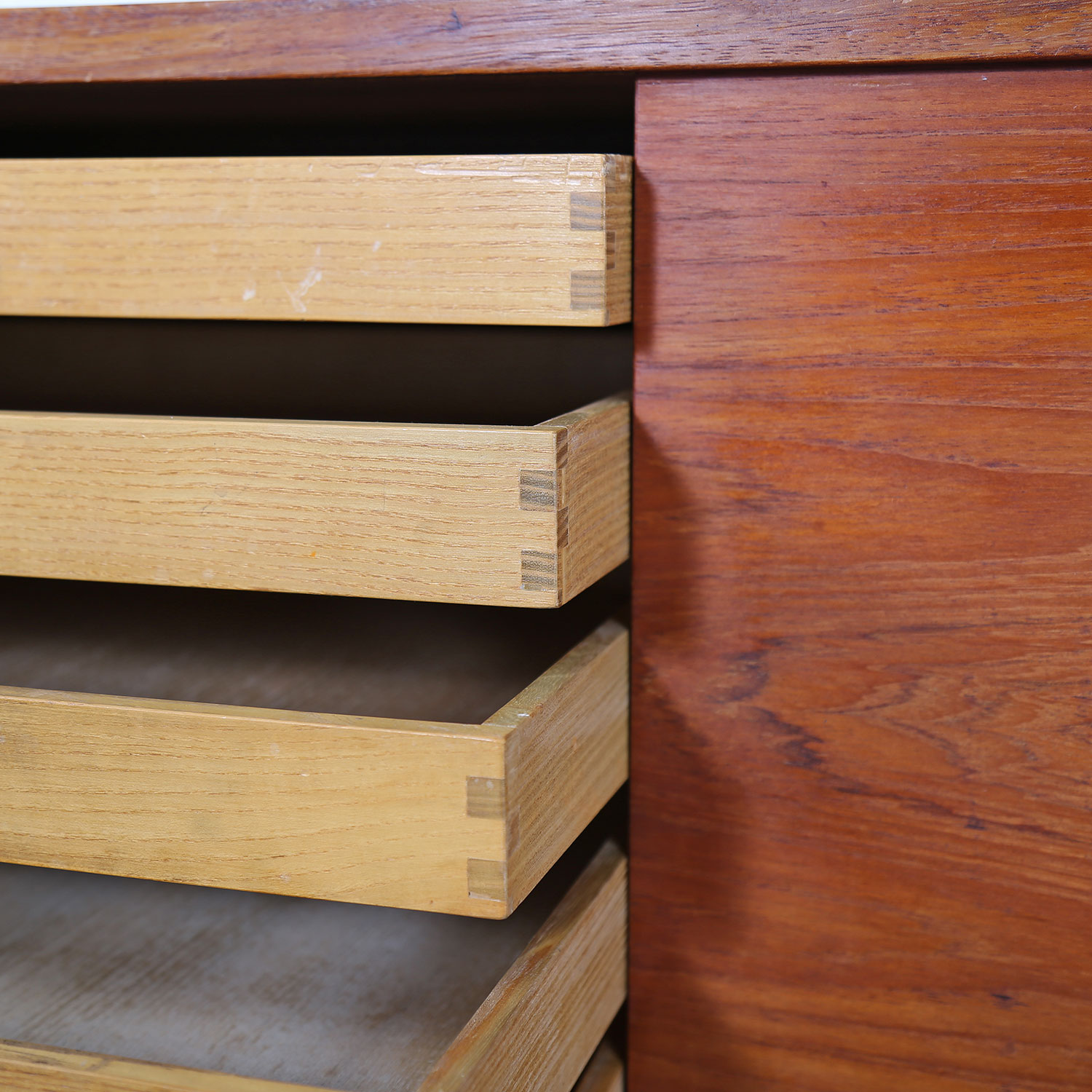 Floating Sideboard Wall Mounted Credenza Helmut Magg Deutsche Werkstätten 50s Design Teak Knoll Florence Leather Dorr Handles