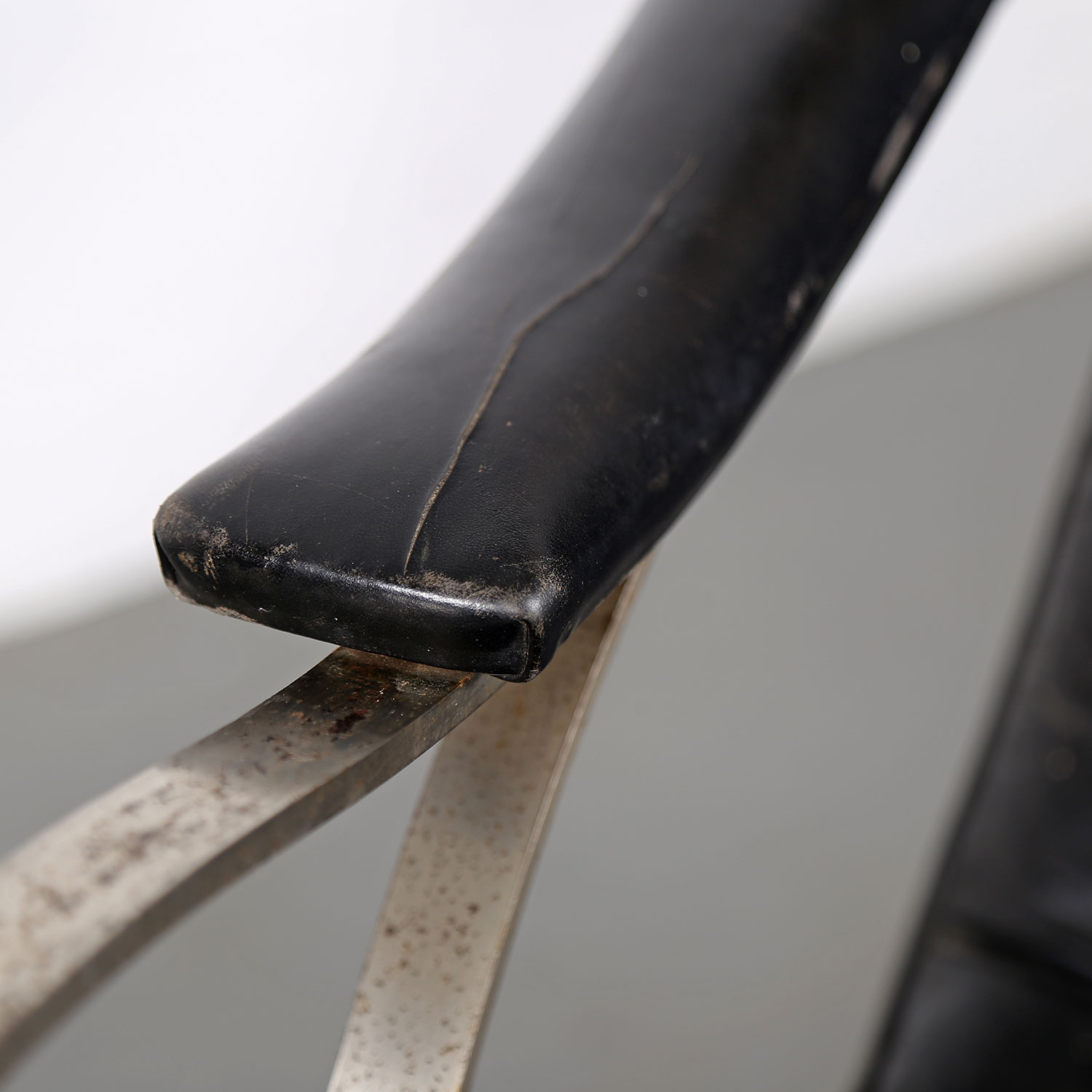 Rocking Chair Peter Cooper for R. W. Winfield 1851 Designklassiker gebraucht kaufen Museum Klassiker Schaukelstuhl Leder