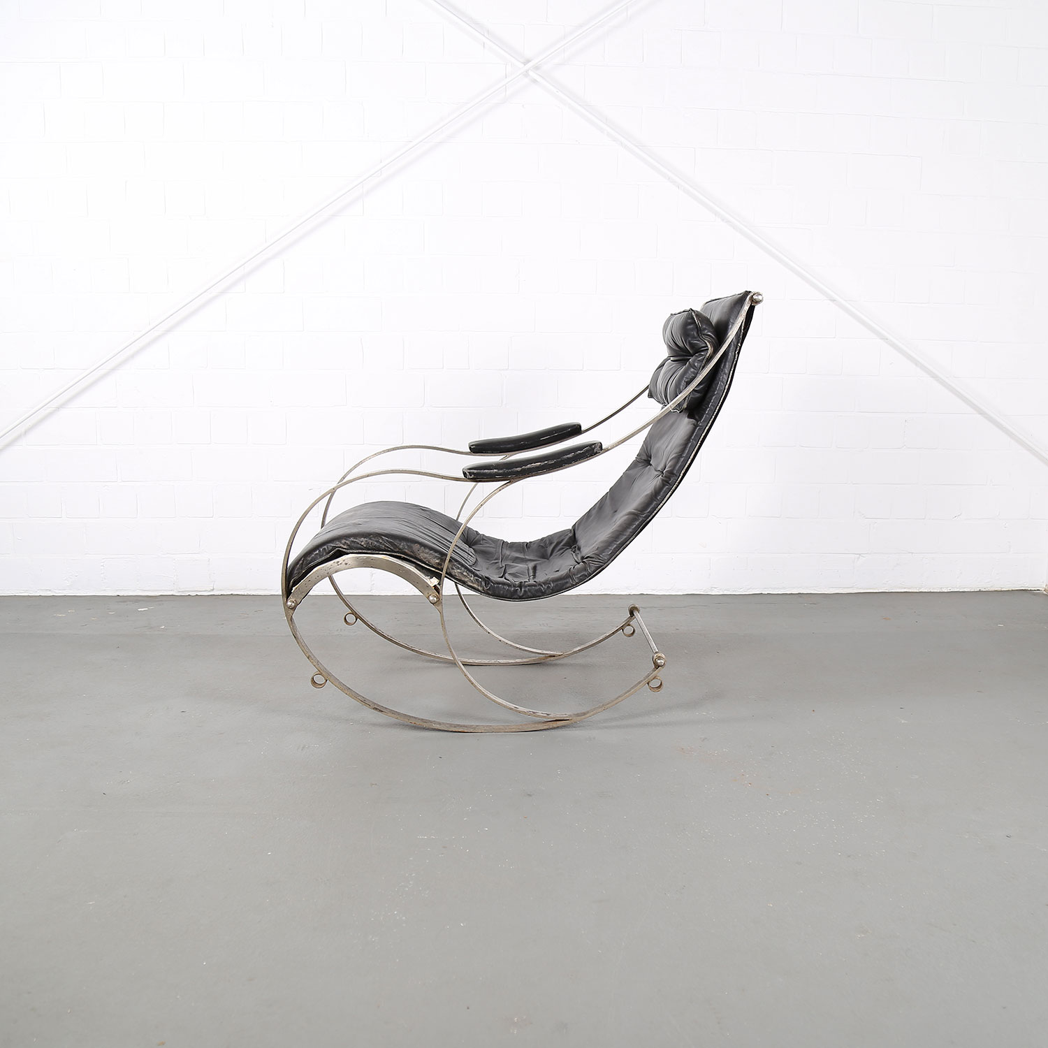 Rocking Chair Peter Cooper for R. W. Winfield 1851 Designklassiker gebraucht kaufen Museum Klassiker Schaukelstuhl Leder