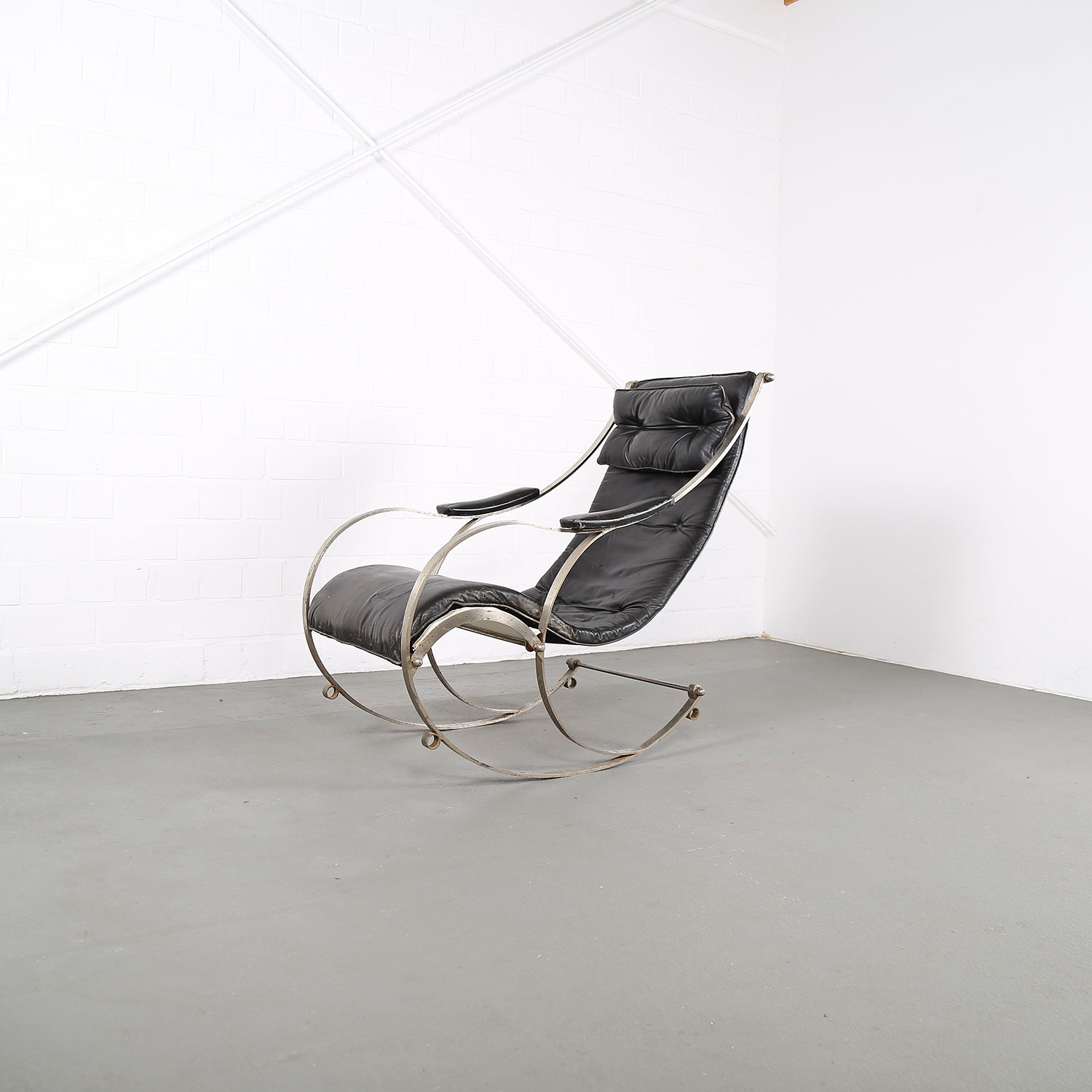 Rocking Chair Peter Cooper for R. W. Winfield 1851 Designklassiker gebraucht kaufen Museum Klassiker Schaukelstuhl Leder