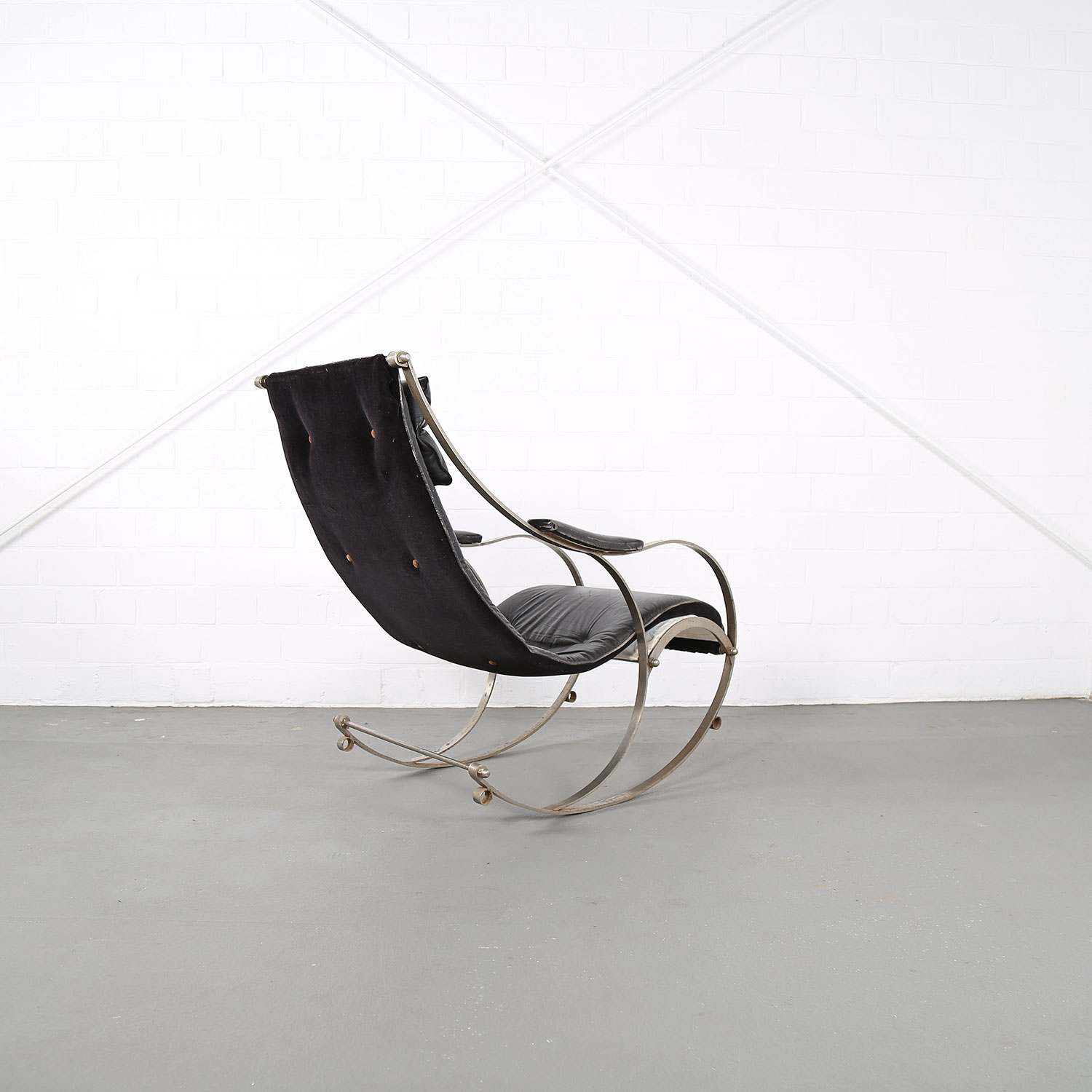 Rocking Chair Peter Cooper for R. W. Winfield 1851 Designklassiker gebraucht kaufen Museum Klassiker Schaukelstuhl Leder