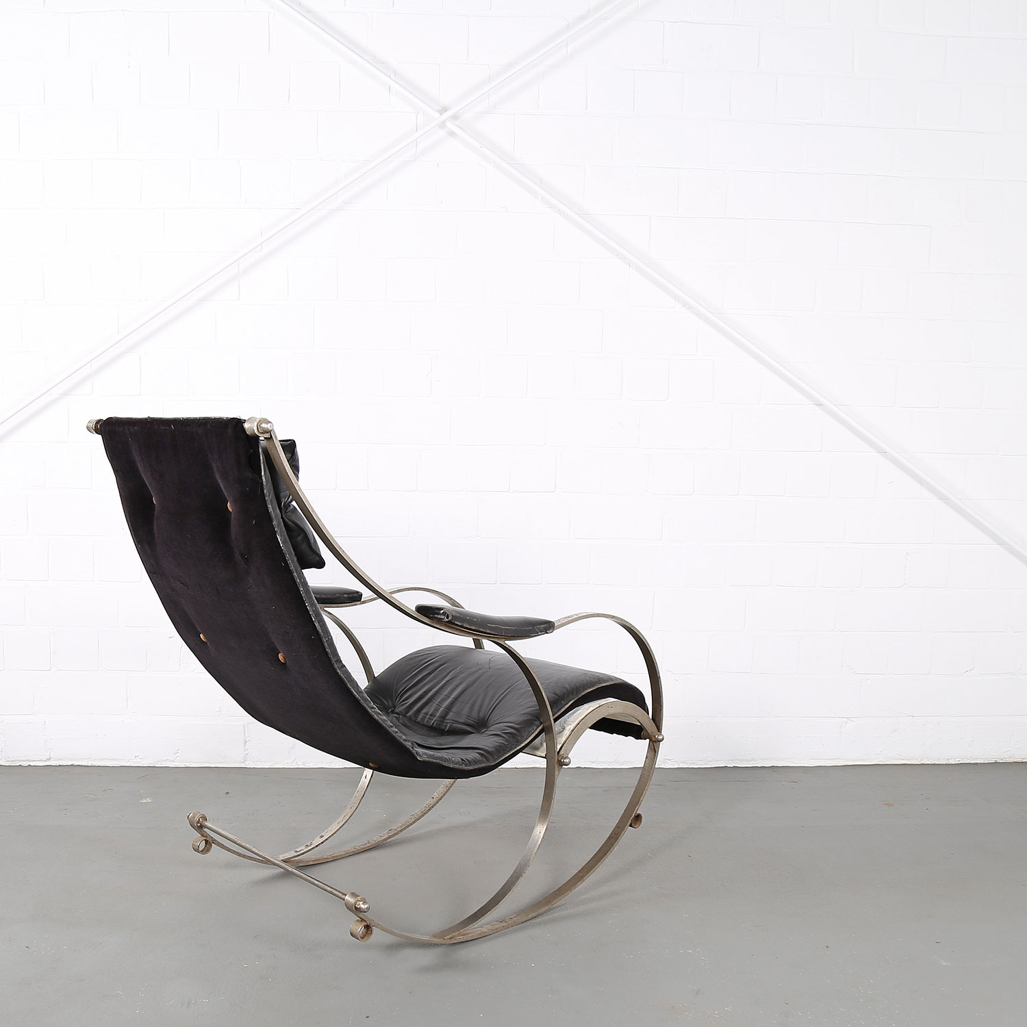 Rocking Chair Peter Cooper for R. W. Winfield 1851 Designklassiker gebraucht kaufen Museum Klassiker Schaukelstuhl Leder