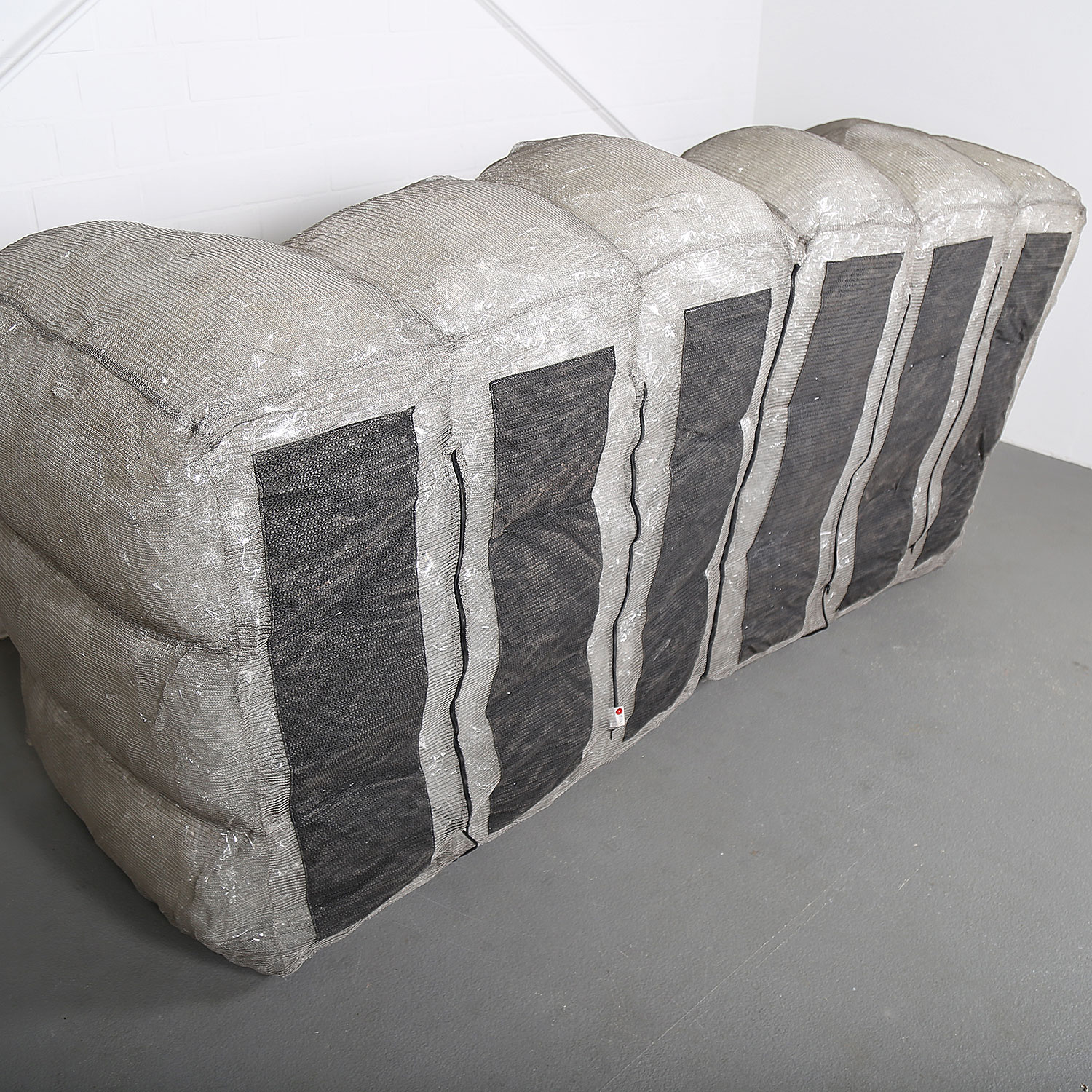 Meritalia_Via_Lattea_design_Mario_Bellini_Lightened_Sofa_Italy_Luxus_Couch_outdoor