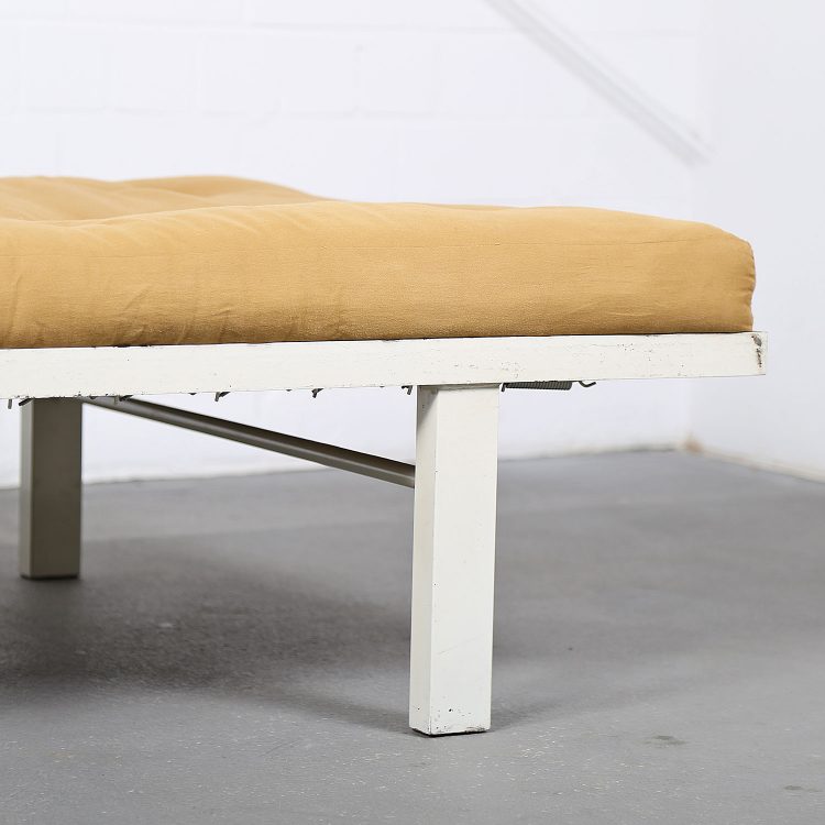 Midcentury_Modern_Design_French_Daybed_Prouve_Jeanerett_Metal_Bed_Futon_minimalist
