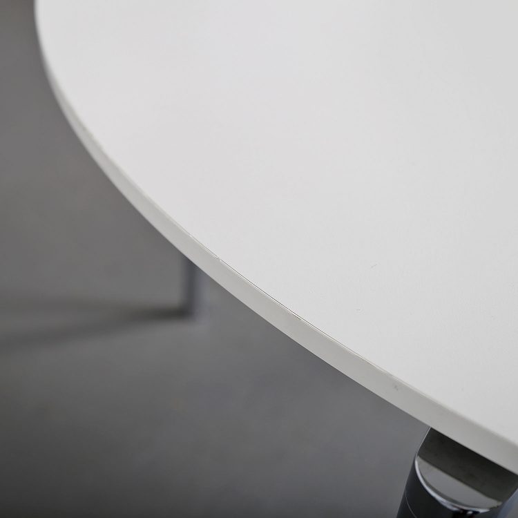 Niels_Gammelgaard_Fritz_Hansen_Pelikan_Danish_Design_Table_Conference_Office_Dining_modern_round