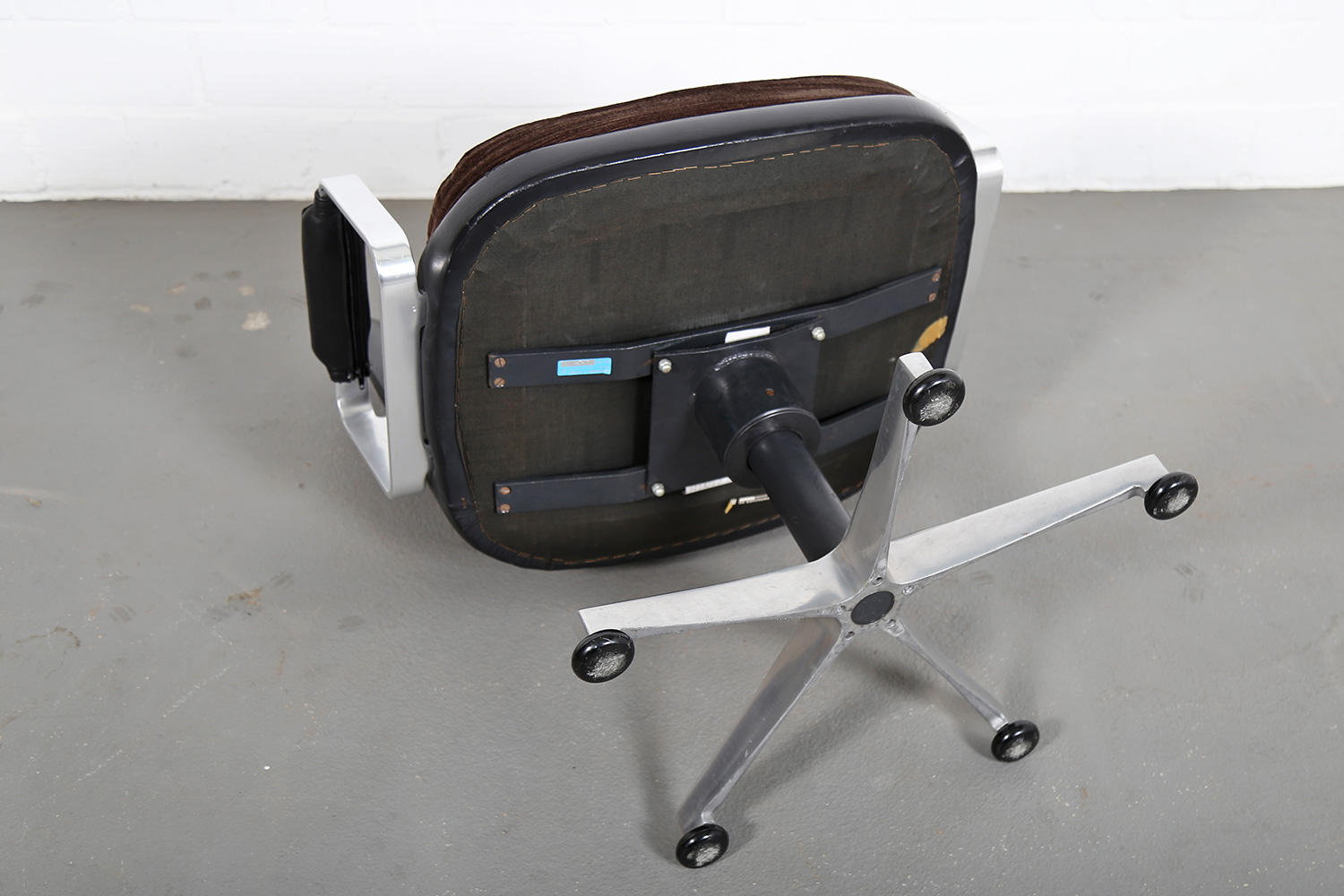 Froescher Office chair Ib Kofod Larsen Elizabeth attr Danish Design Leather Conference Chair Danish Design