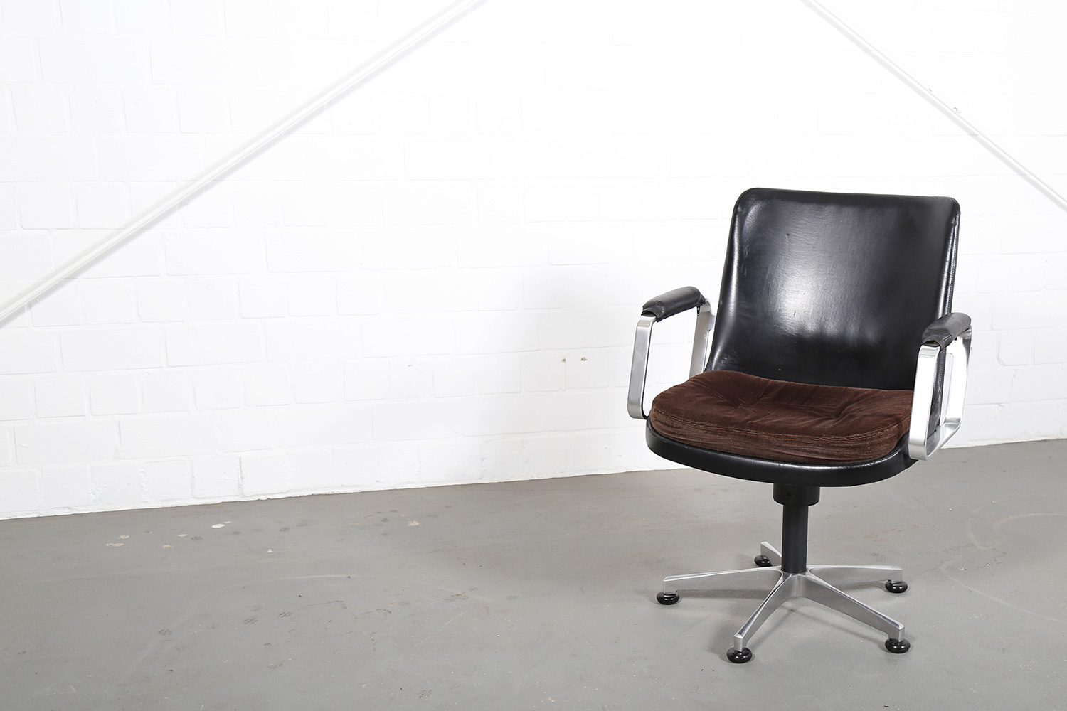 Froescher Office chair Ib Kofod Larsen Elizabeth attr Danish Design Leather Conference Chair Danish Design