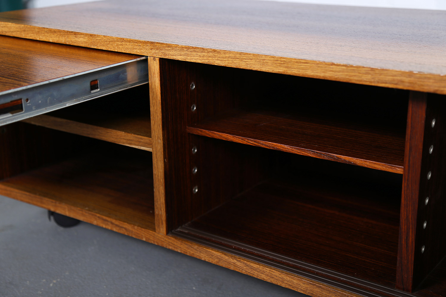 Bofinger Produktion Antoine Philippon Rosewood Room Divider HiFi-Lowboard