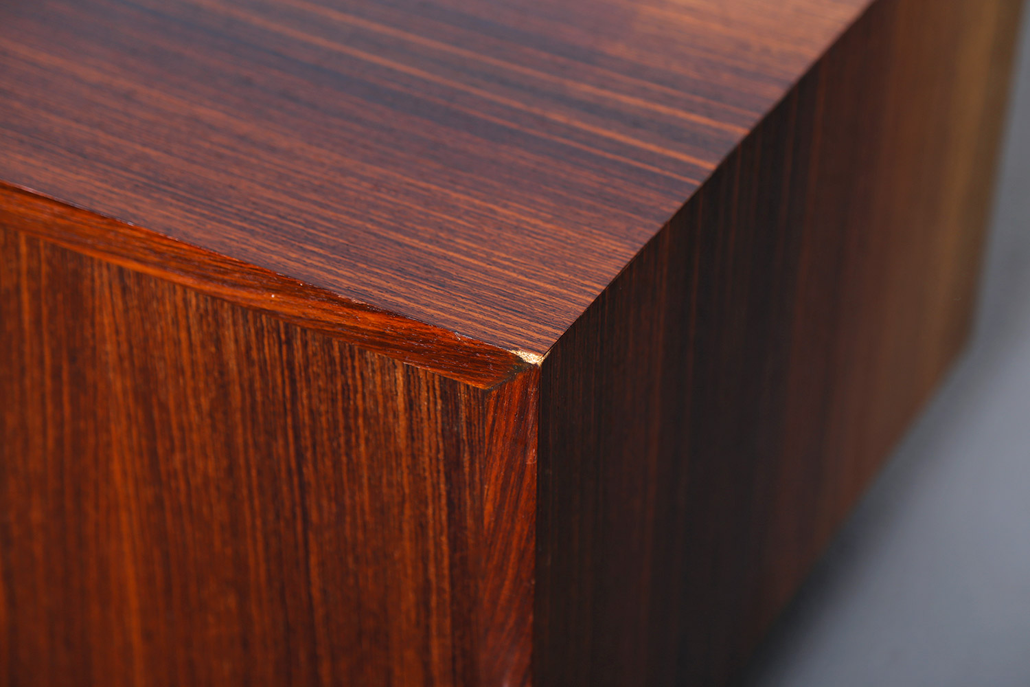 Bofinger Produktion Antoine Philippon Rosewood Room Divider HiFi-Lowboard