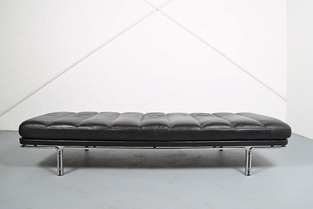 Horst Brüning Kill International Black Leather Daybed 60s Design DEKADEN