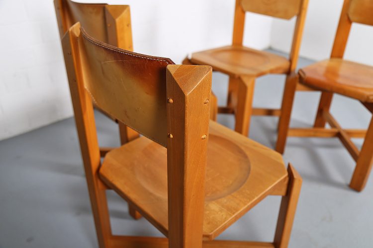 Pierre_Chapo_Regain_French_Dining_Chairs_Design_Elm-Wood_Leather_60s_70s