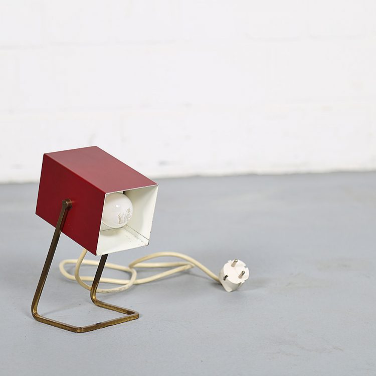 Kaiser Leuchten Model 45097 Cube Table Lamp wine red B