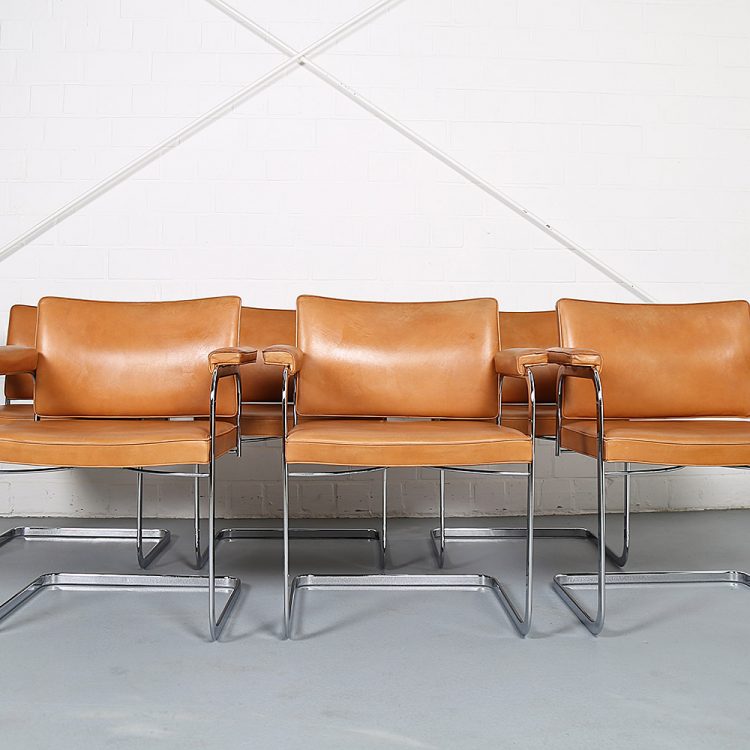 Set of 6 De Sede RH 305 Dining Chairs Design by Robert Haussmann in Cognac Leather