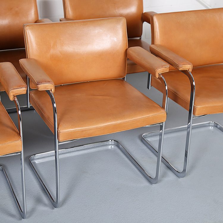 Set of 6 De Sede RH 305 Dining Chairs Design by Robert Haussmann in Cognac Leather