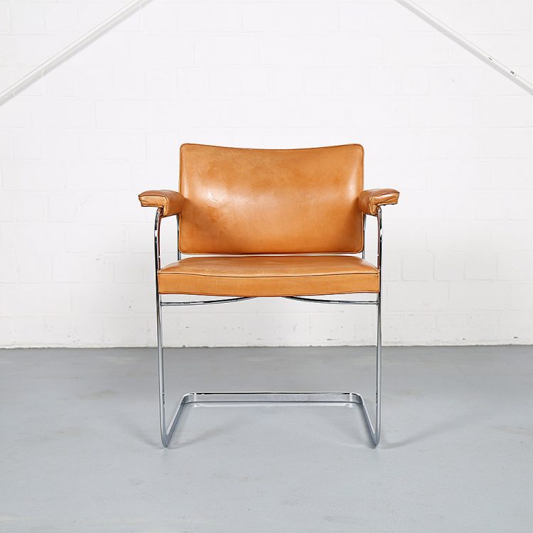 Set of 6 De Sede RH 305 Dining Chairs Design by Robert Haussmann in Cognac Leather