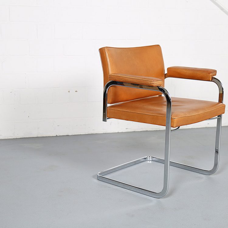 Set of 6 De Sede RH 305 Dining Chairs Design by Robert Haussmann in Cognac Leather