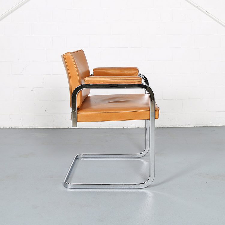 Set of 6 De Sede RH 305 Dining Chairs Design by Robert Haussmann in Cognac Leather