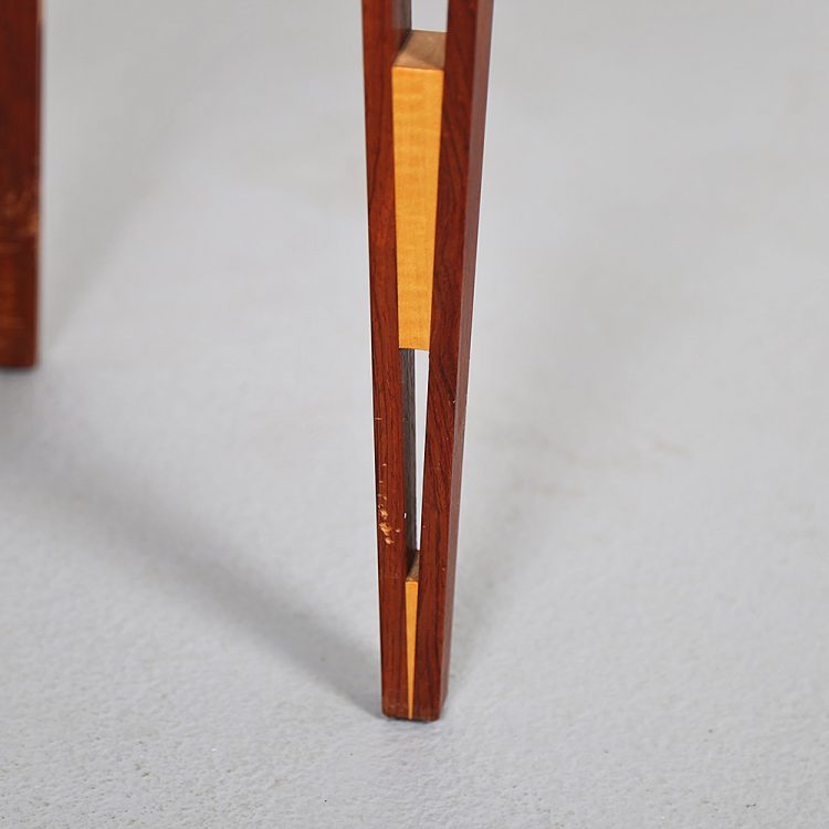 Rare Wooden Tomahawk Chair Masterpiece from the 90s