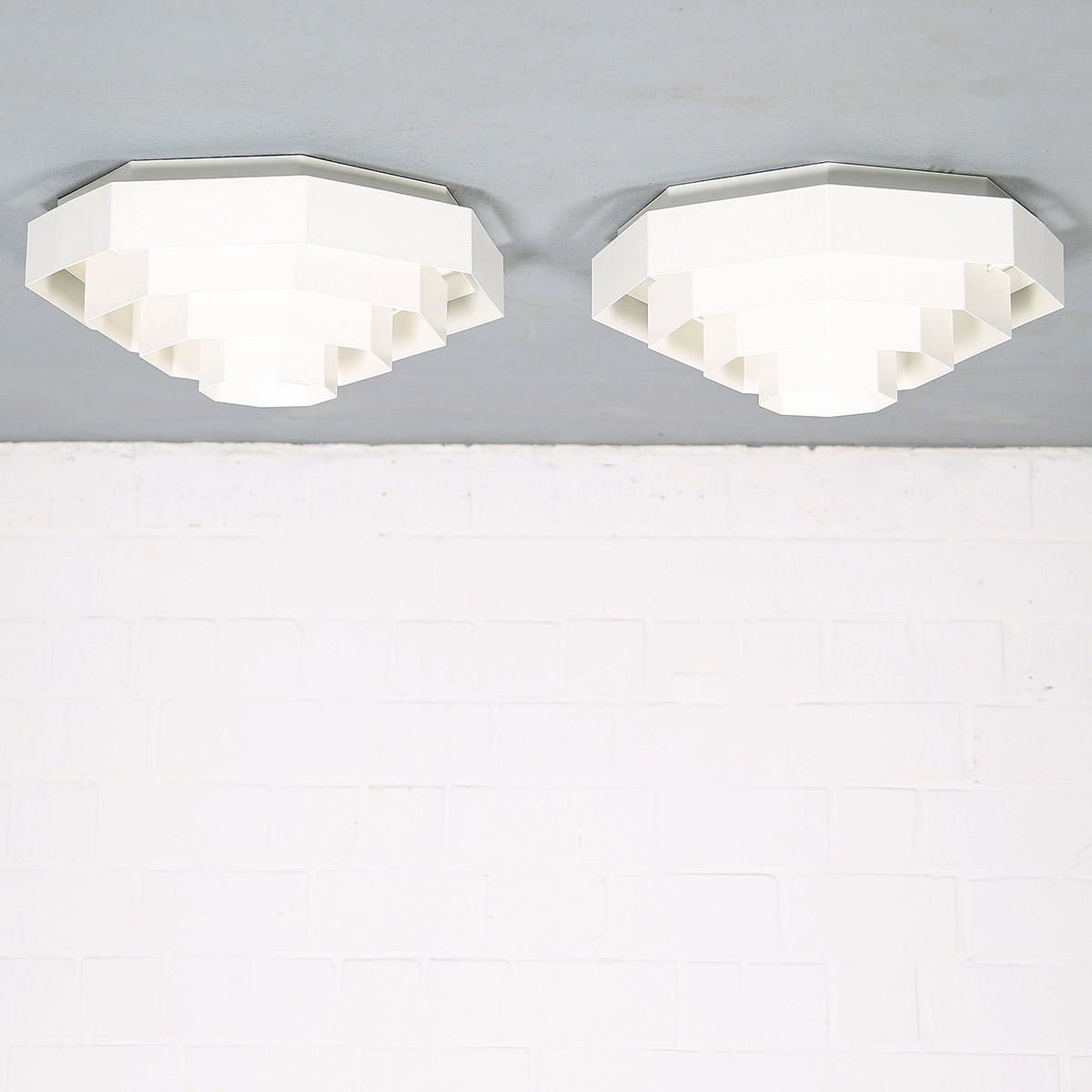 1902 Spectral_Octaform_octagonal_ceiling_lamp_midcentury_mondern_pop3