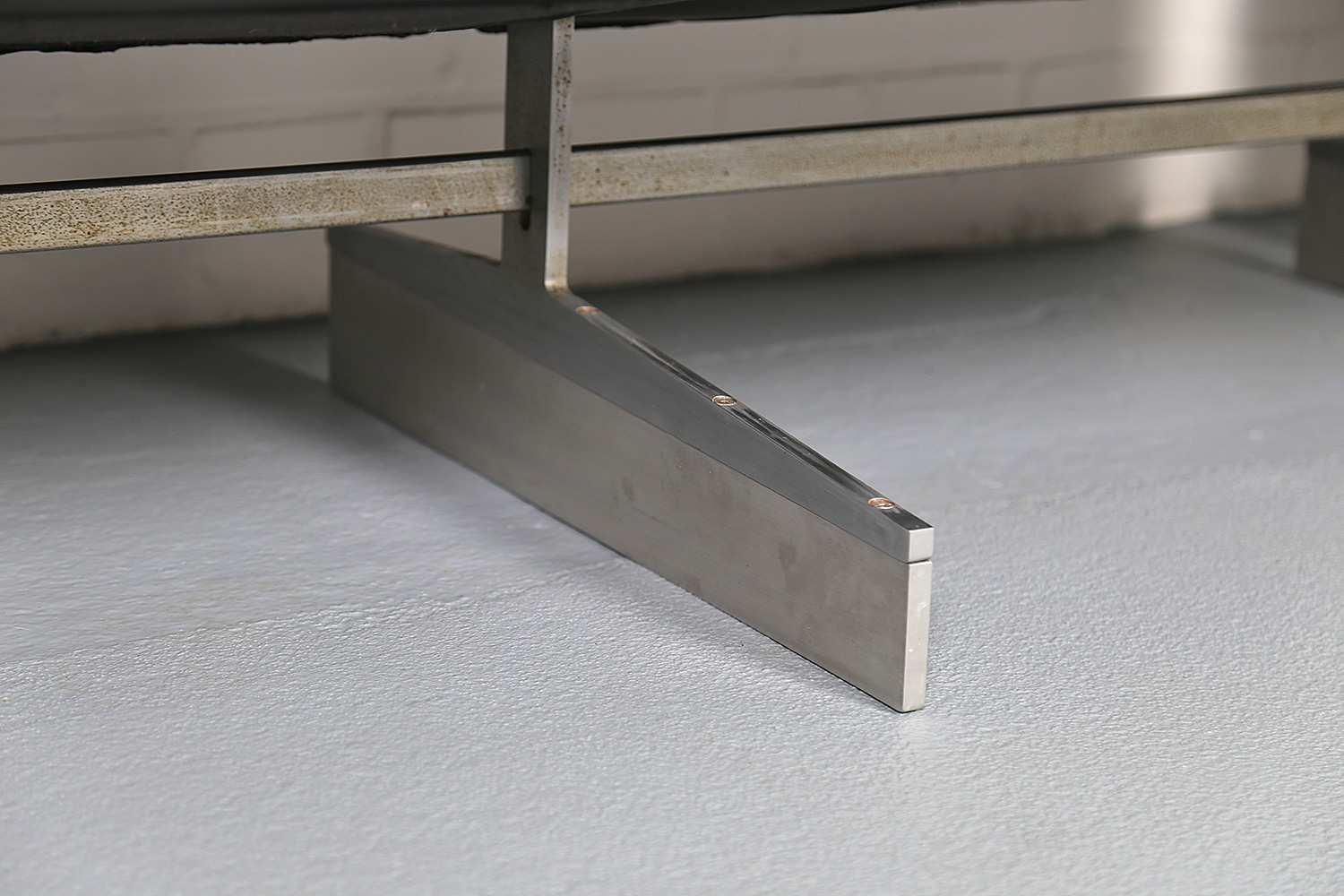 Klassisches Echtleder-Sofa Modell BO-562 entworfen von Preben Fabricius und Jorgen Kastholm für Bo-Ex, hochwertiges dänisches Design-Möbelstück.