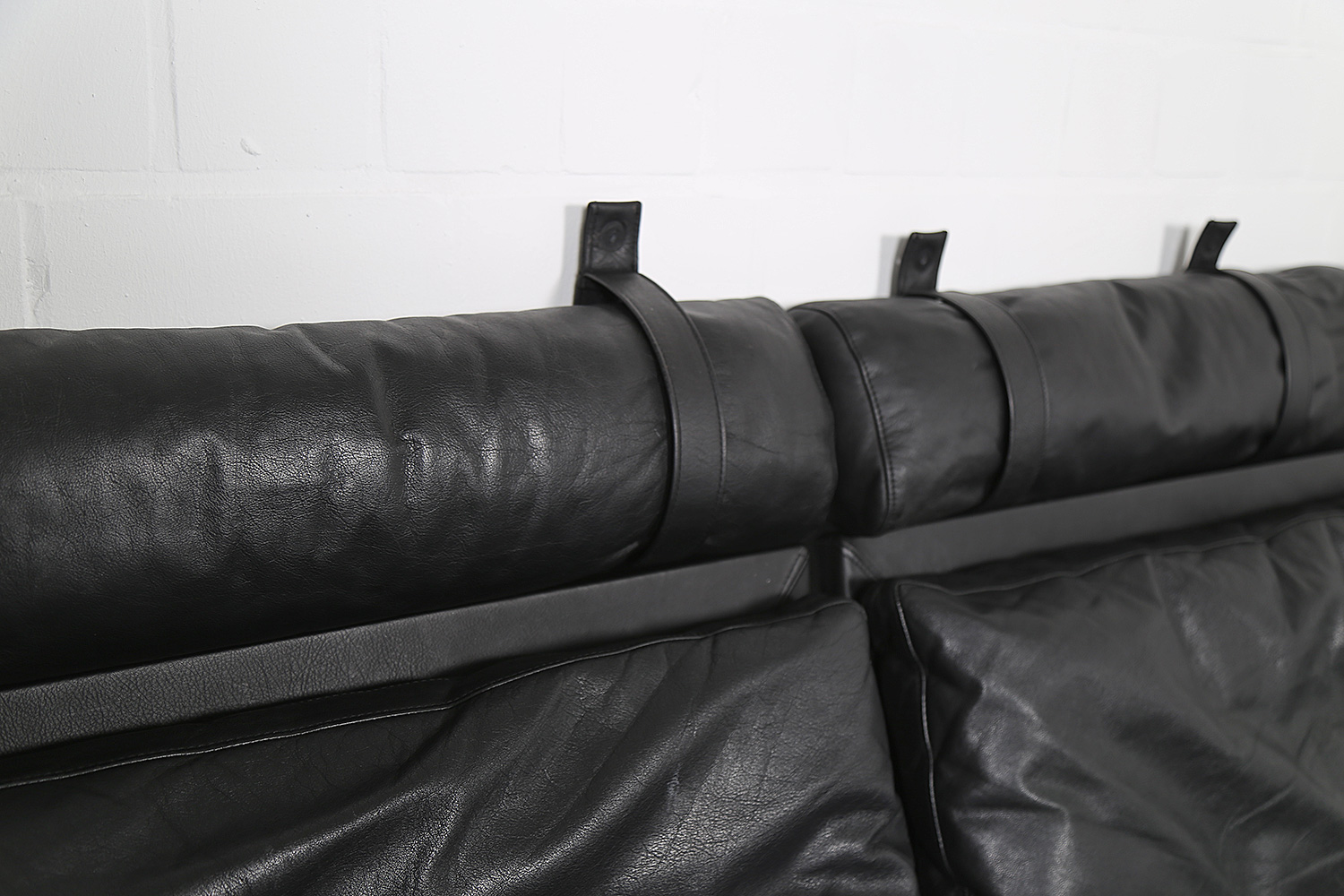 Klassisches Echtleder-Sofa Modell BO-562 entworfen von Preben Fabricius und Jorgen Kastholm für Bo-Ex, hochwertiges dänisches Design-Möbelstück.