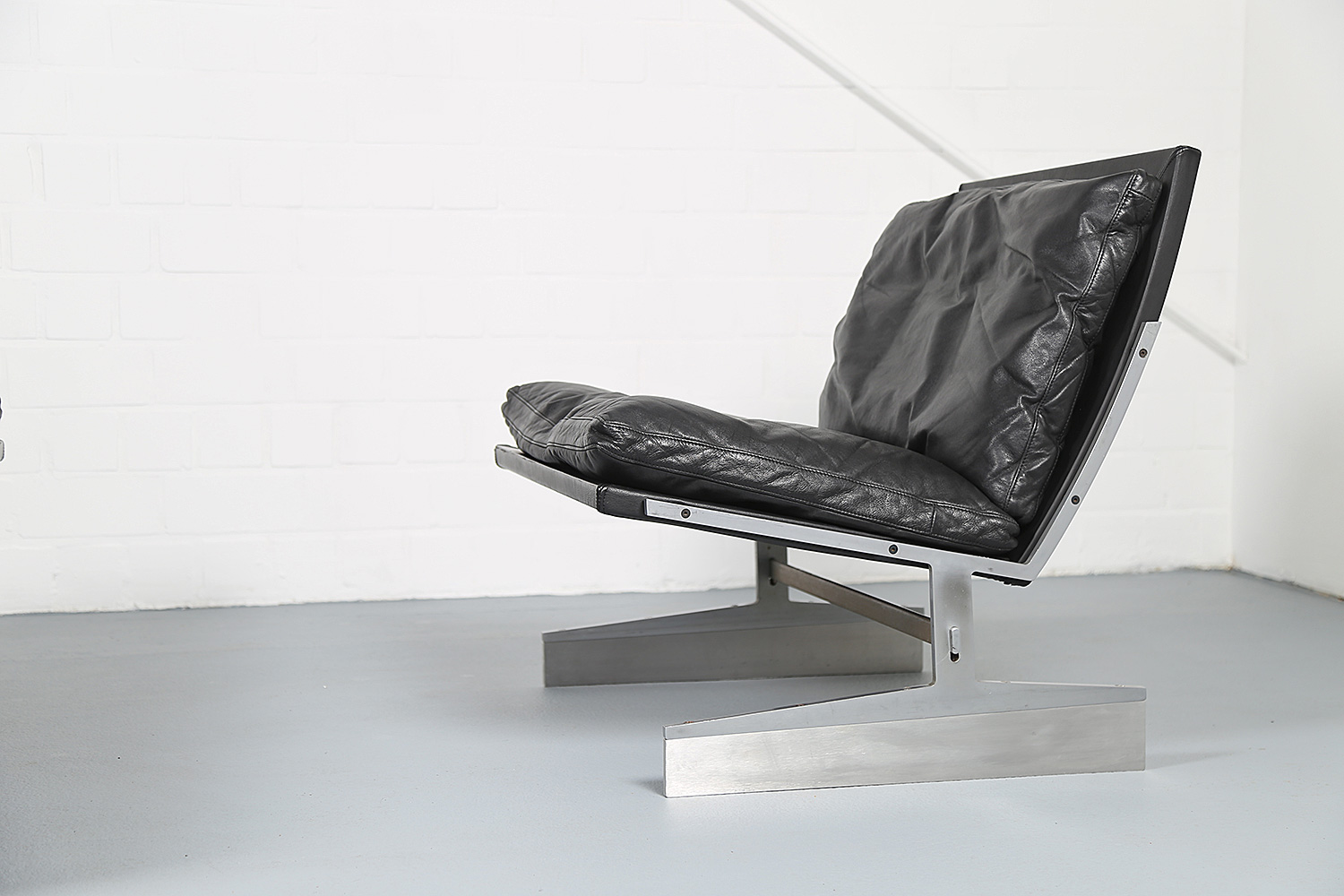 Klassisches Echtleder-Sofa Modell BO-562 entworfen von Preben Fabricius und Jorgen Kastholm für Bo-Ex, hochwertiges dänisches Design-Möbelstück.