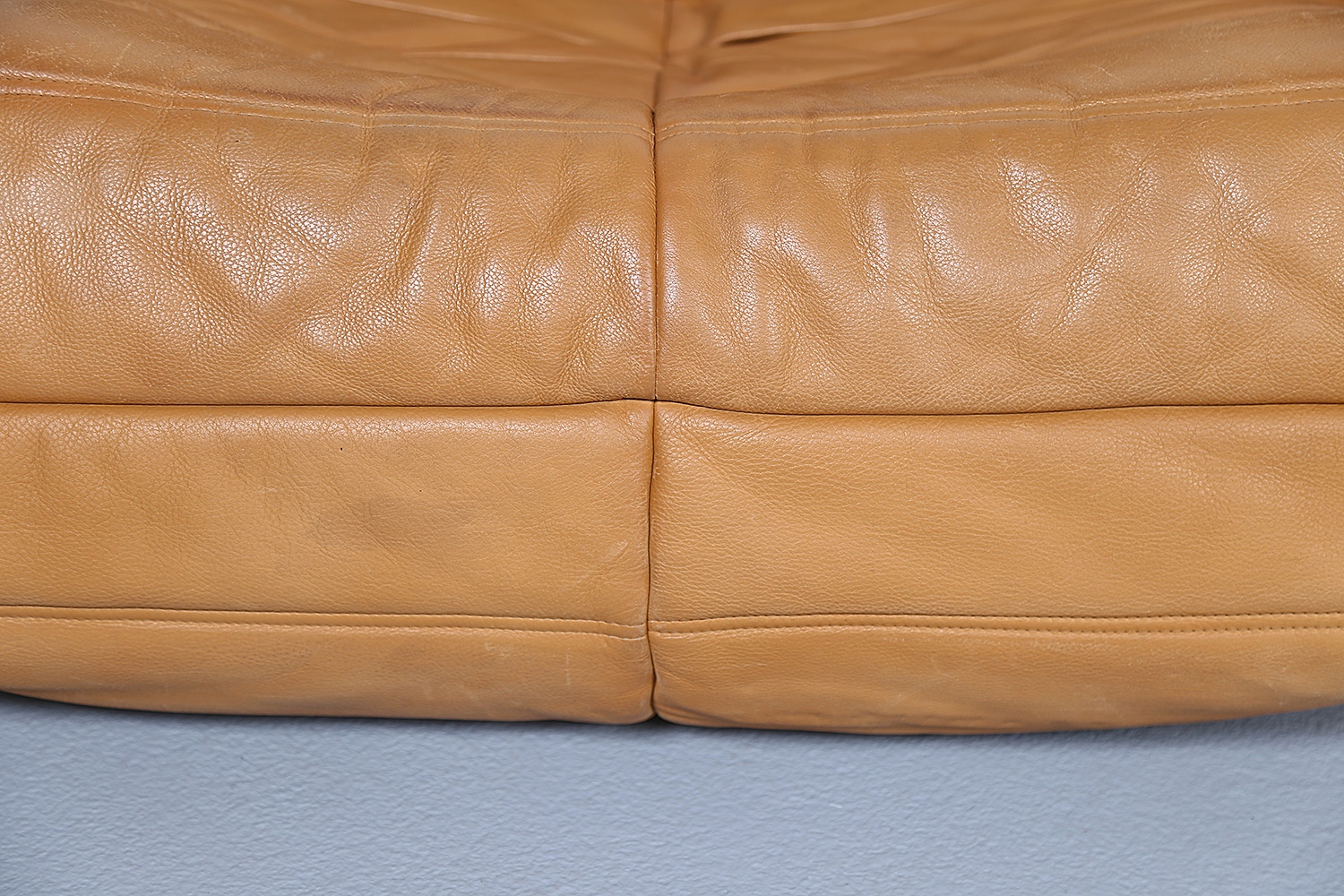 Ligne Roset Togo Leder Cognac, gebrauchtes Design-Sofa, Michel Ducaroy Klassiker, Vintage Togo Sofa Original.